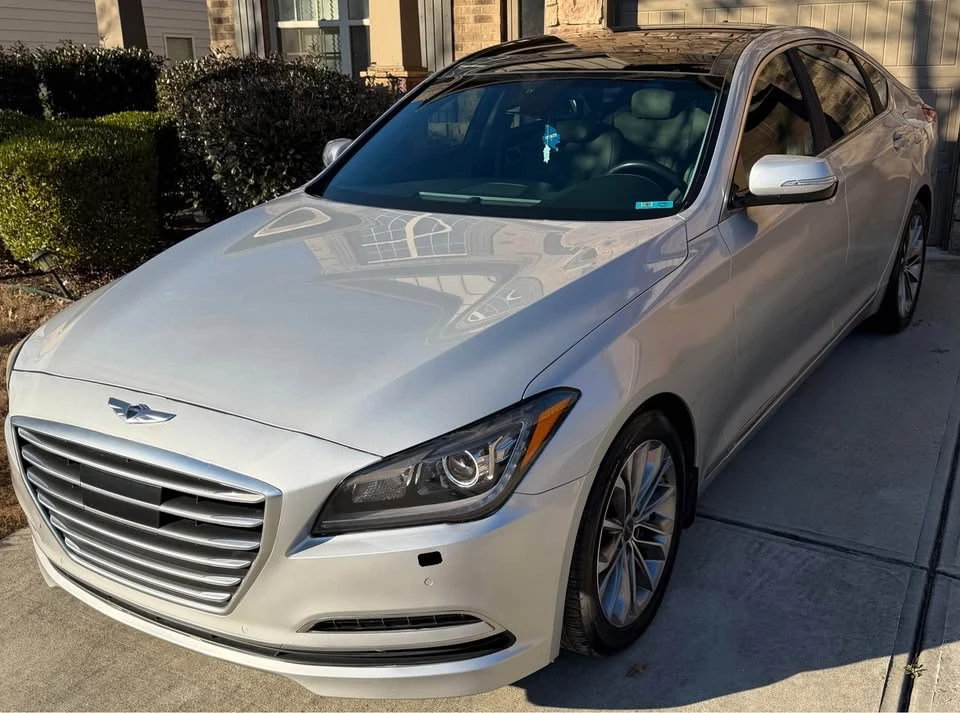 2015 Hyundai Genesis - Image 15 of 15