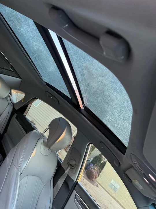 2015 Hyundai Genesis - Image 3 of 15