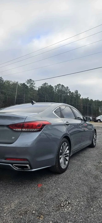 2015 Hyundai Genesis - Image 4 of 9