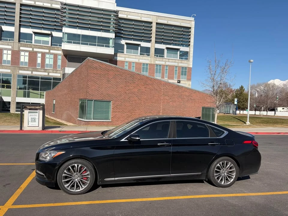 2015 Hyundai Genesis - Image 2 of 6