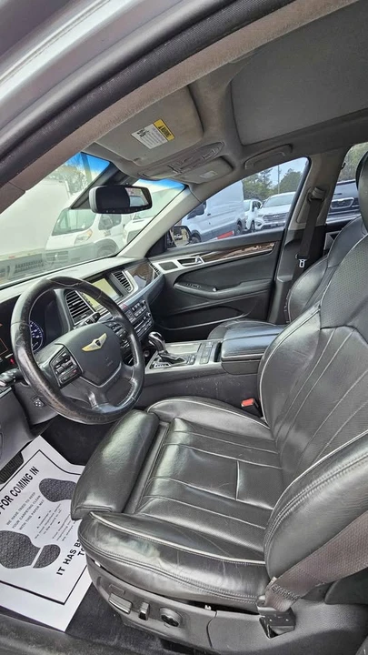 2015 Hyundai Genesis - Image 8 of 9