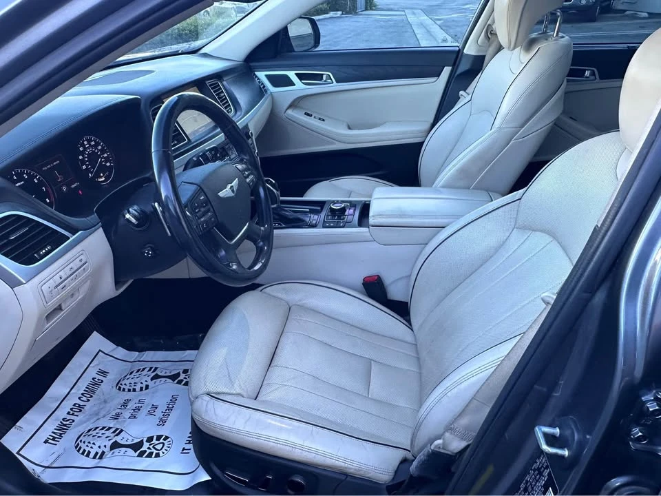 2015 Hyundai Genesis - Image 5 of 11