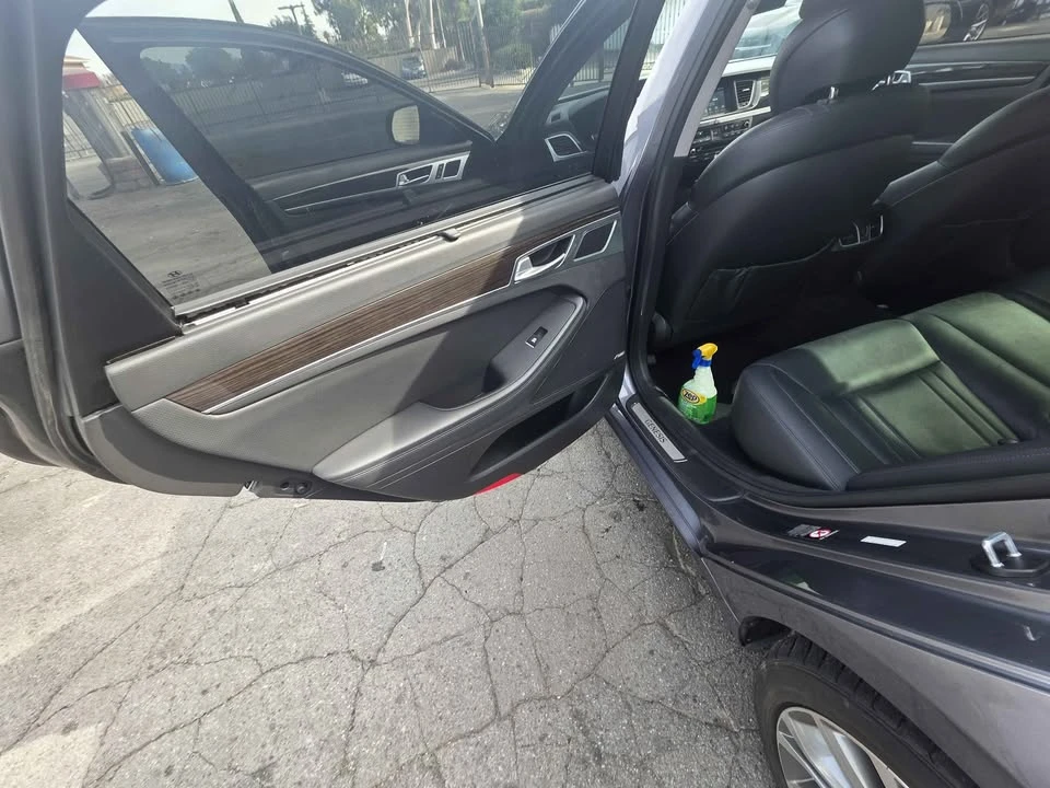 2015 Hyundai Genesis - Image 6 of 11