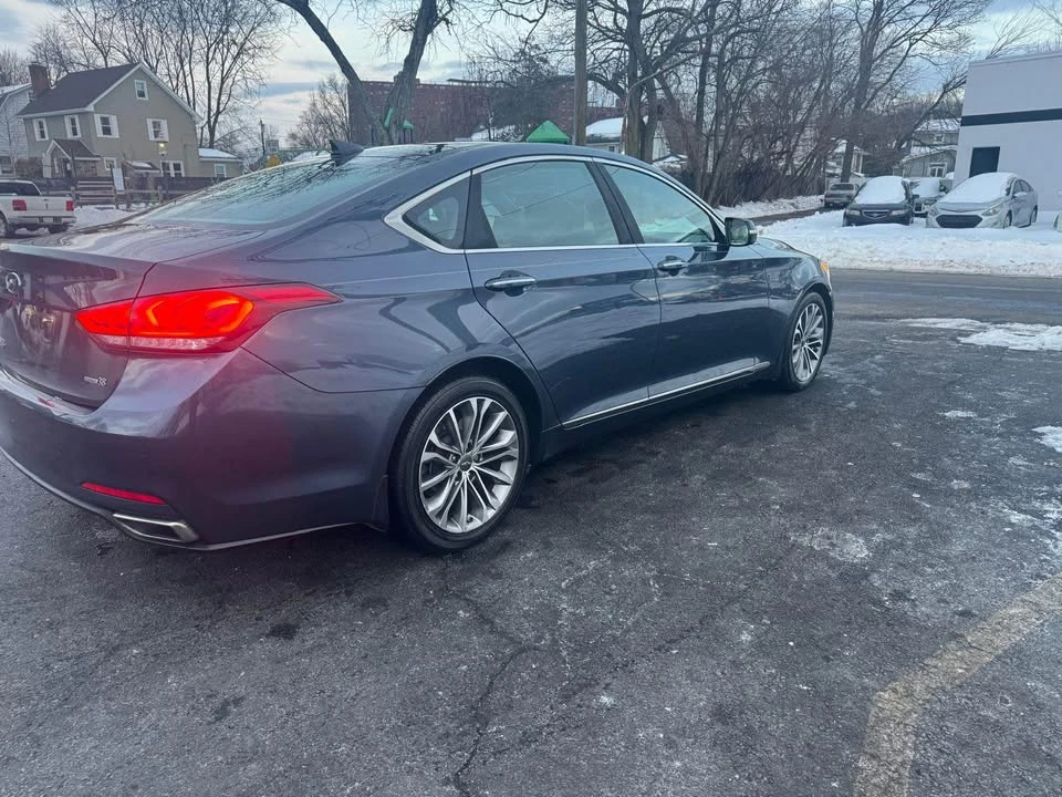 2015 Hyundai Genesis - Image 2 of 19