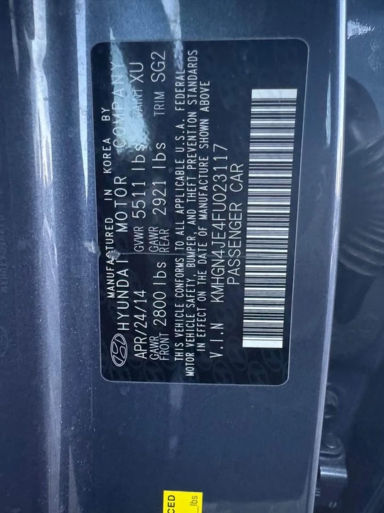 2015 Hyundai Genesis - Image 17 of 19