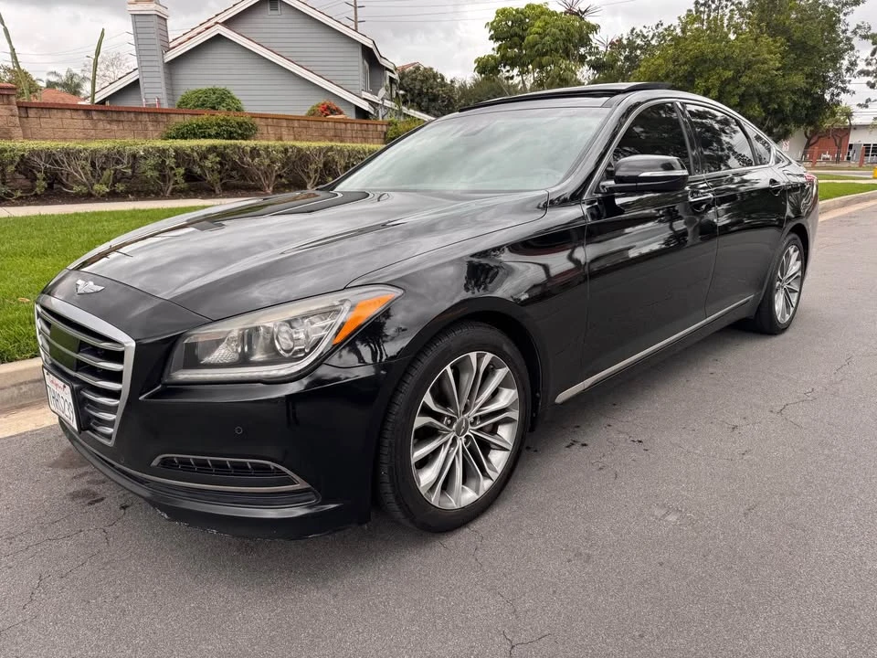 2015 Hyundai Genesis - Image 2 of 16