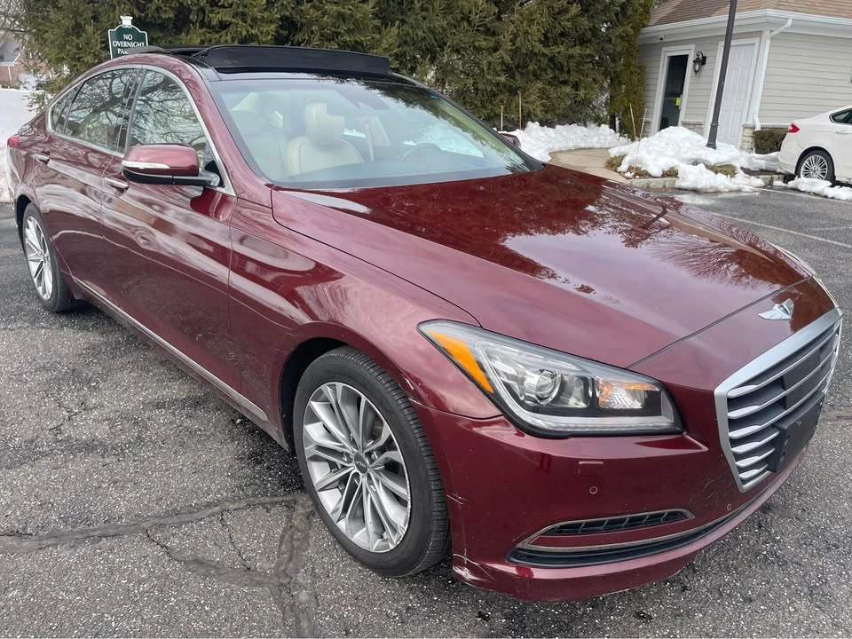 2015 Hyundai Genesis - Image 2 of 16
