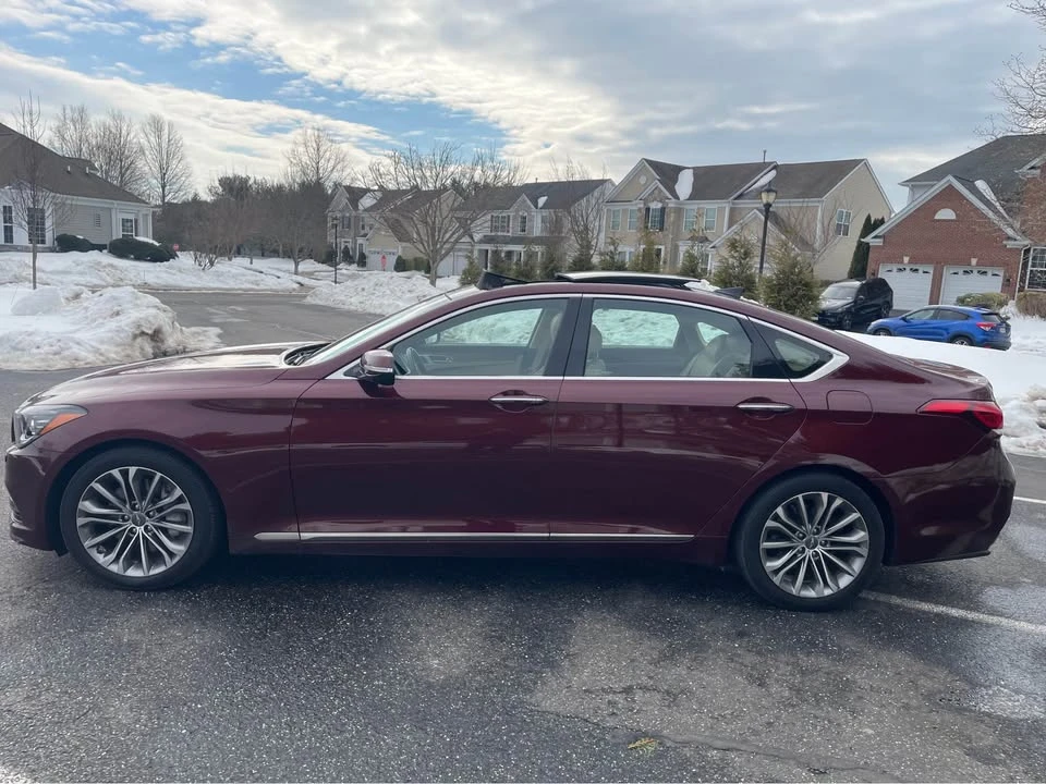 2015 Hyundai Genesis - Image 5 of 16