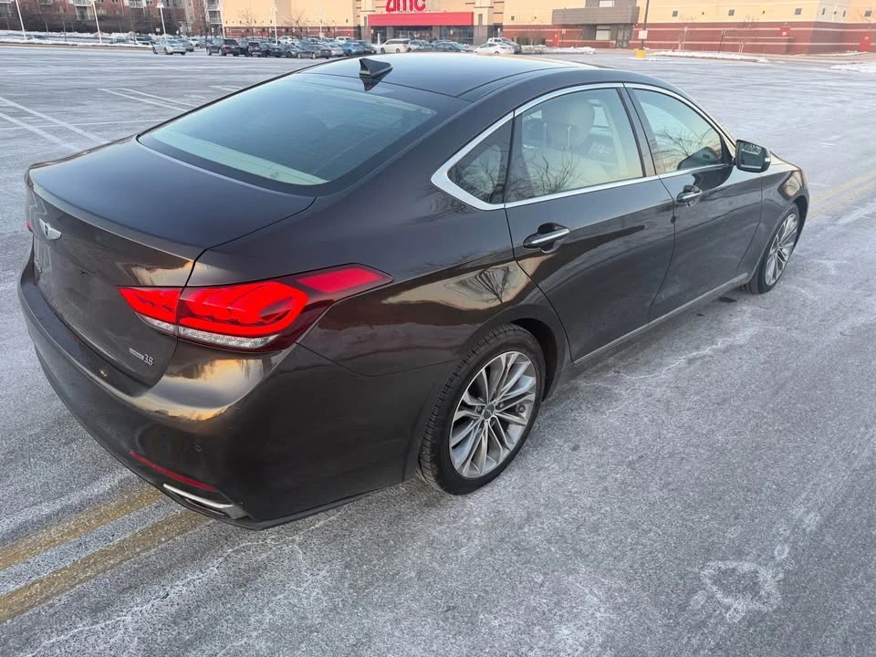 2015 Hyundai Genesis - Image 4 of 19