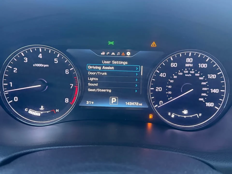 2015 Hyundai Genesis - Image 18 of 19