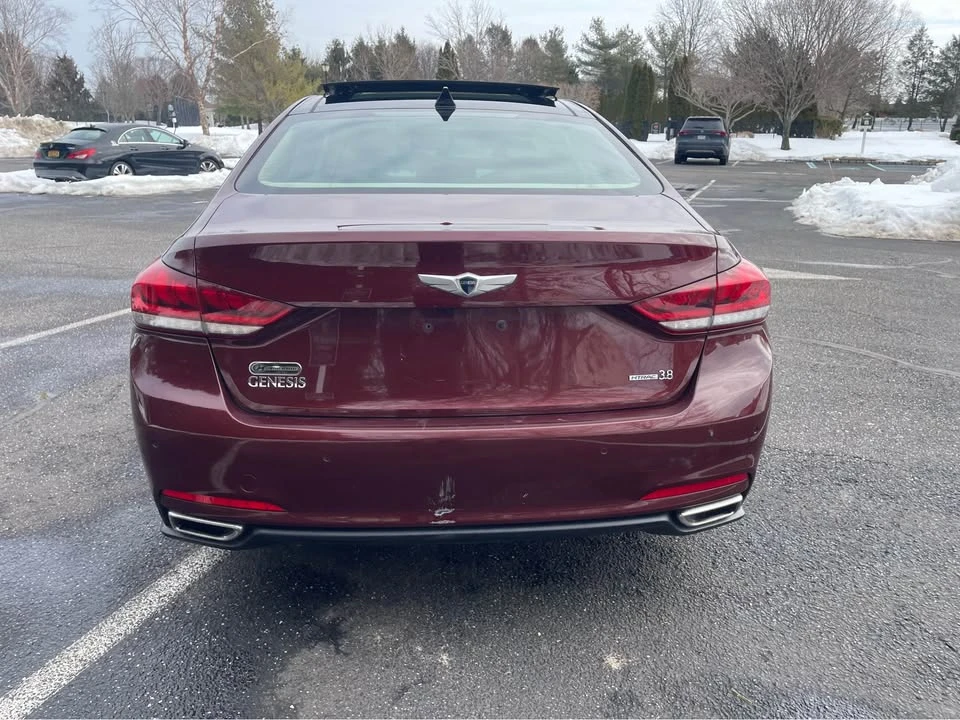 2015 Hyundai Genesis - Image 7 of 16