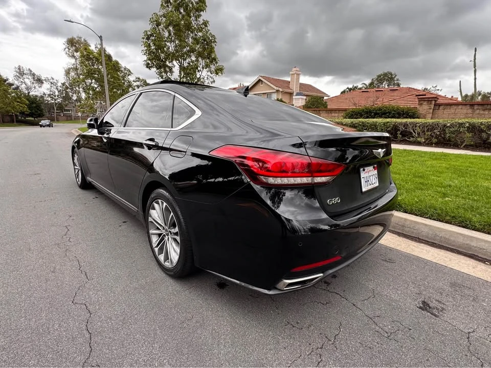 2015 Hyundai Genesis - Image 14 of 16