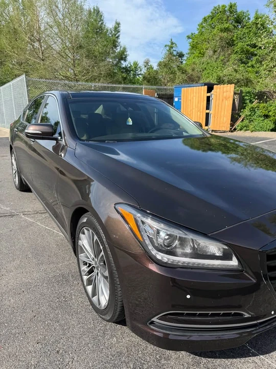2015 Hyundai Genesis - Image 2 of 16