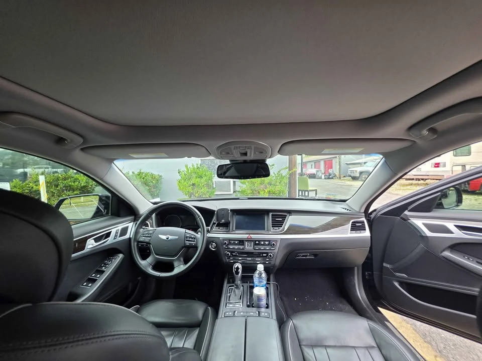 2015 Hyundai Genesis - Image 6 of 6