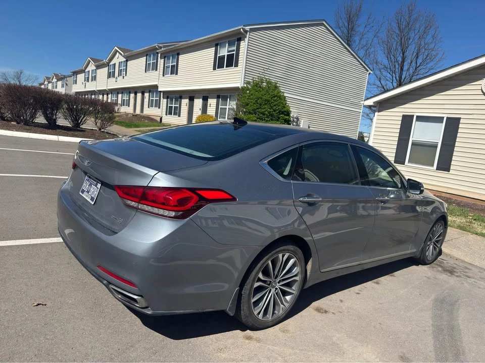 2015 Hyundai Genesis - Image 5 of 15
