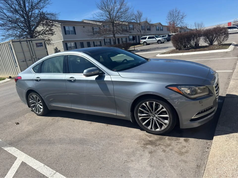 2015 Hyundai Genesis - Image 4 of 15