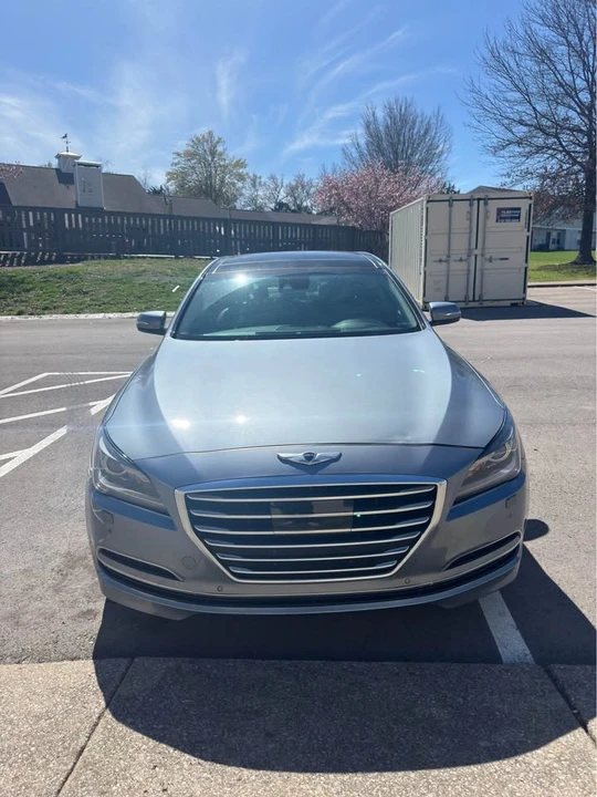 2015 Hyundai Genesis - Image 2 of 15