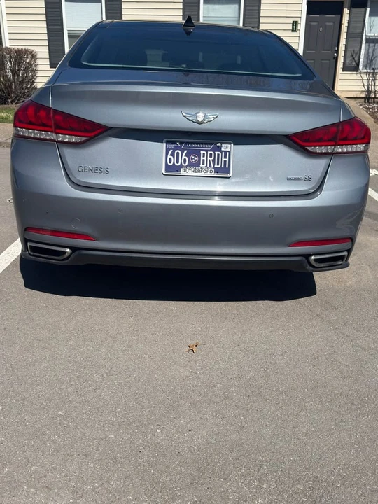 2015 Hyundai Genesis - Image 7 of 15