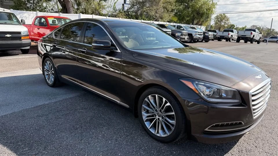2015 Hyundai Genesis - Image 3 of 8