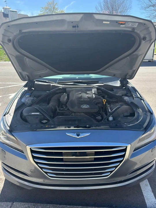 2015 Hyundai Genesis - Image 15 of 15
