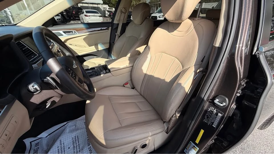 2015 Hyundai Genesis - Image 6 of 8