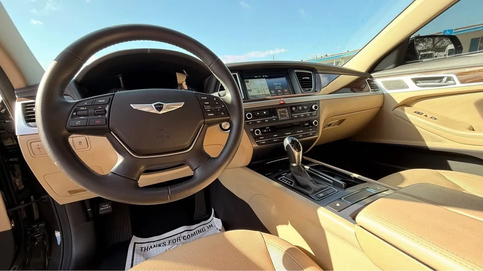 2015 Hyundai Genesis - Image 5 of 8