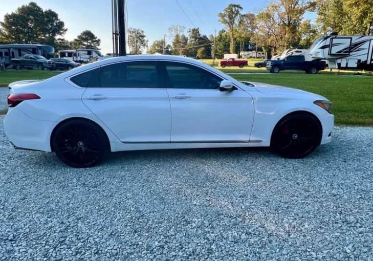 2015 Hyundai Genesis - Image 3 of 8
