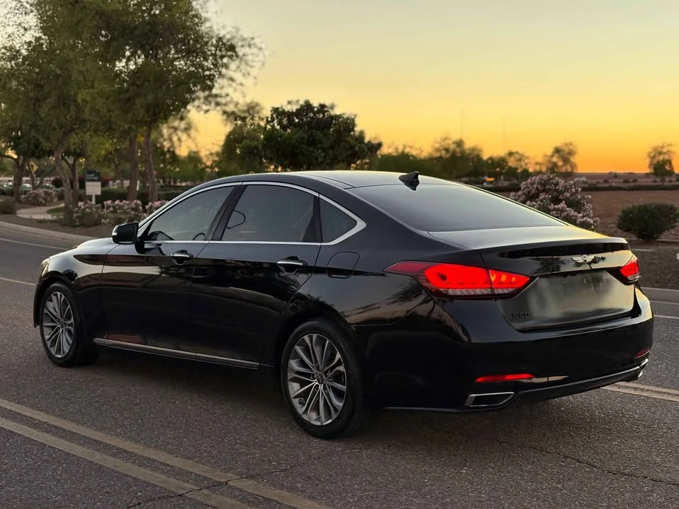 2015 Hyundai Genesis - Image 5 of 13