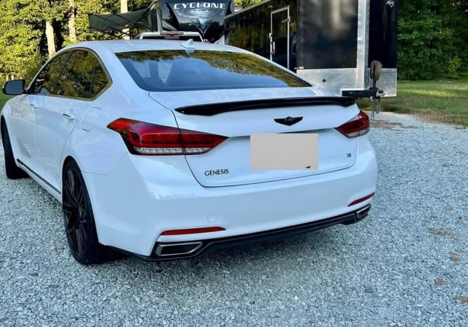 2015 Hyundai Genesis - Image 6 of 8