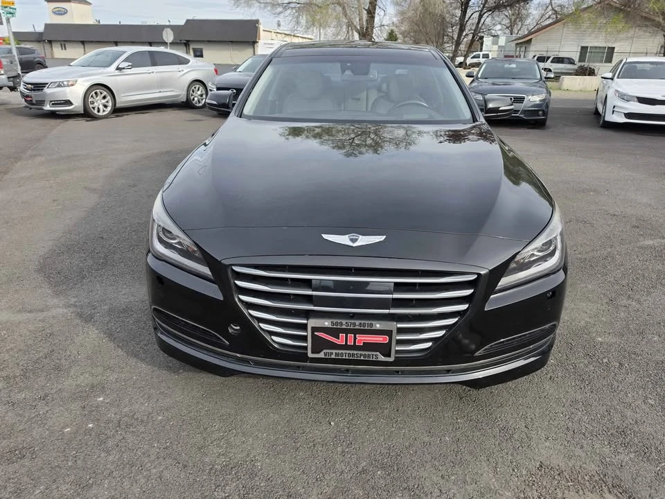2015 Hyundai Genesis - Image 2 of 13