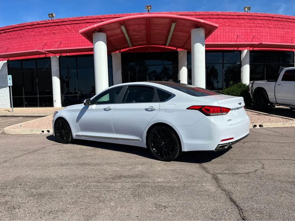 2015 Hyundai Genesis - Image 4 of 10