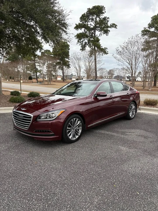 2015 Hyundai Genesis - Image 2 of 8