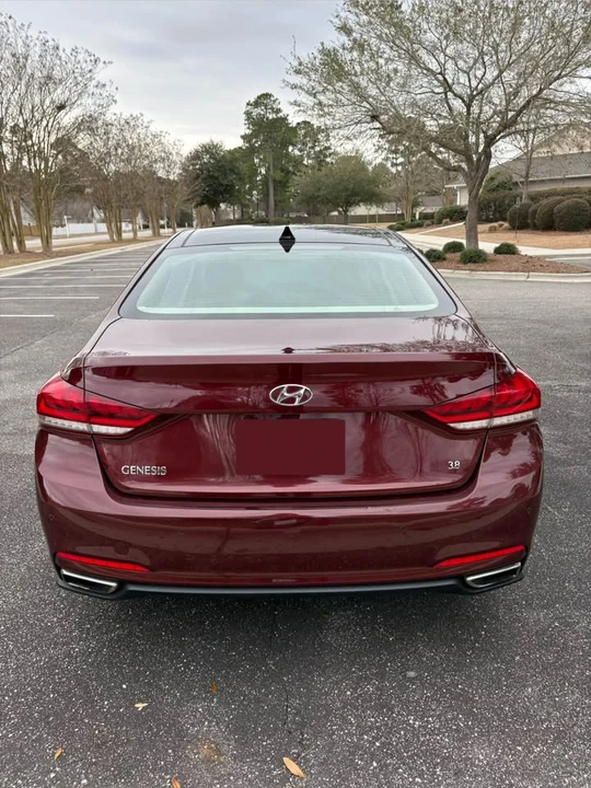 2015 Hyundai Genesis - Image 3 of 8
