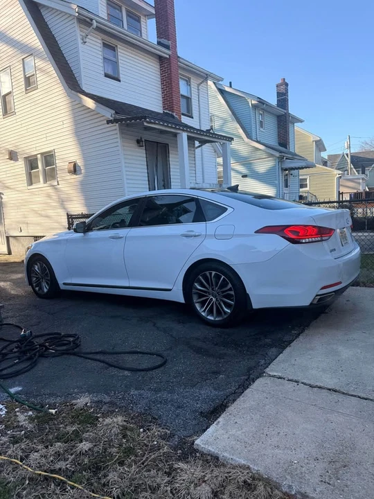 2015 Hyundai Genesis - Image 3 of 11