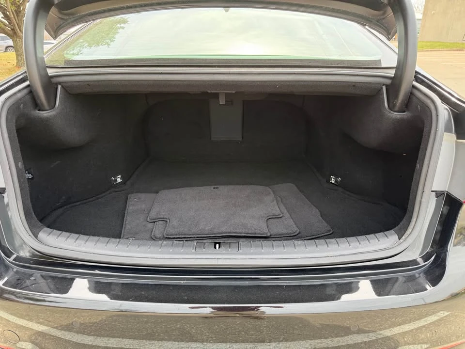 2015 Hyundai Genesis - Image 8 of 13