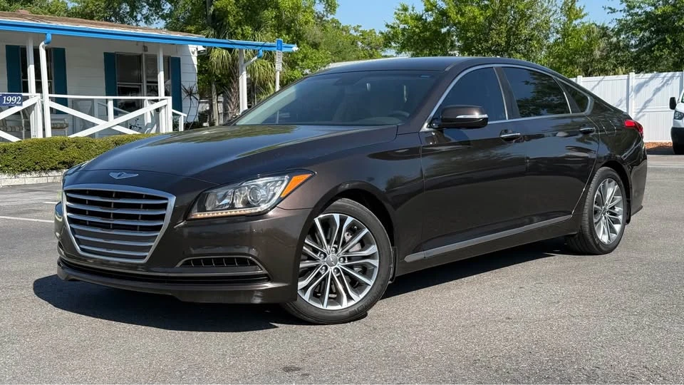 2015 Hyundai Genesis - Image 3 of 18