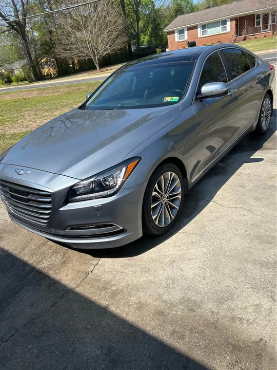 2015 Hyundai Genesis - Image 19 of 19