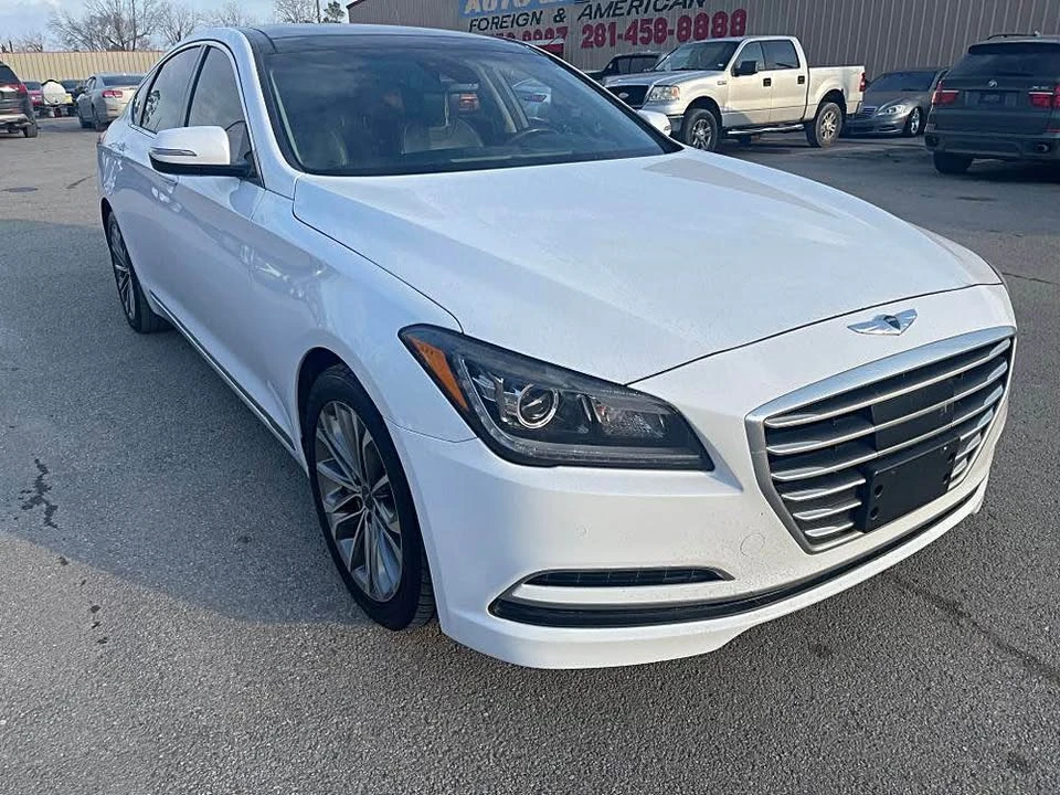 2015 Hyundai Genesis - Image 2 of 15