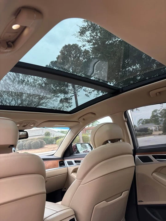 2015 Hyundai Genesis - Image 6 of 8