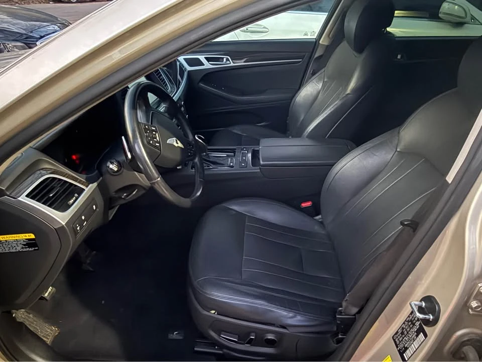 2015 Hyundai Genesis - Image 5 of 9