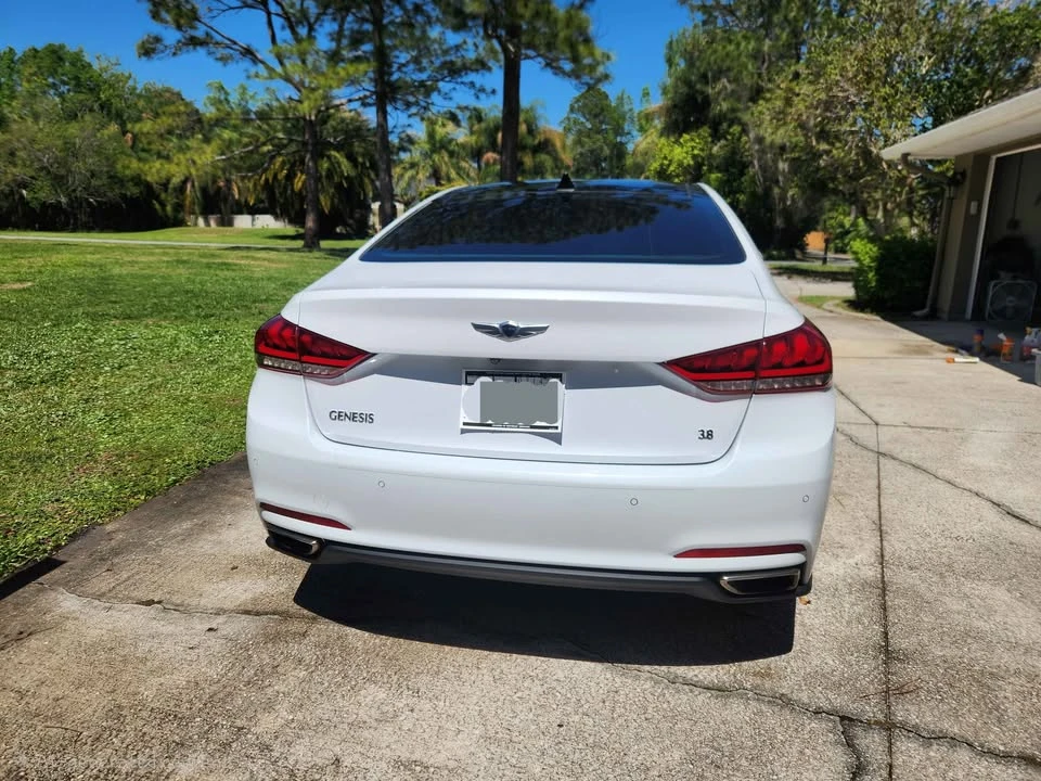 2015 Hyundai Genesis - Image 3 of 19
