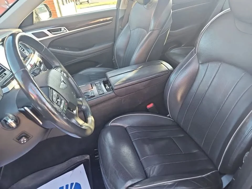 2015 Hyundai Genesis - Image 5 of 9