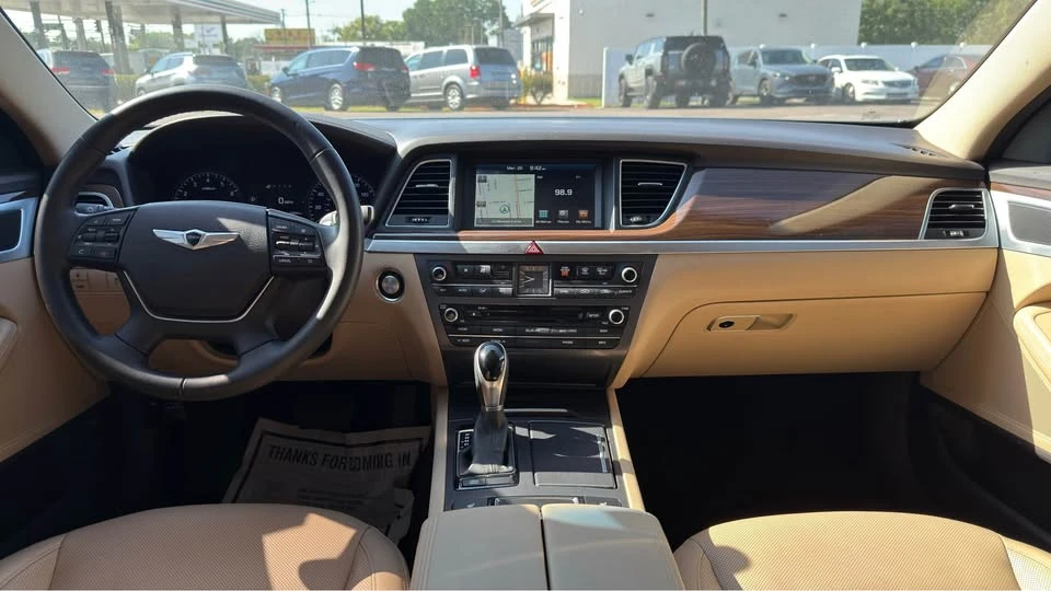 2015 Hyundai Genesis - Image 13 of 18