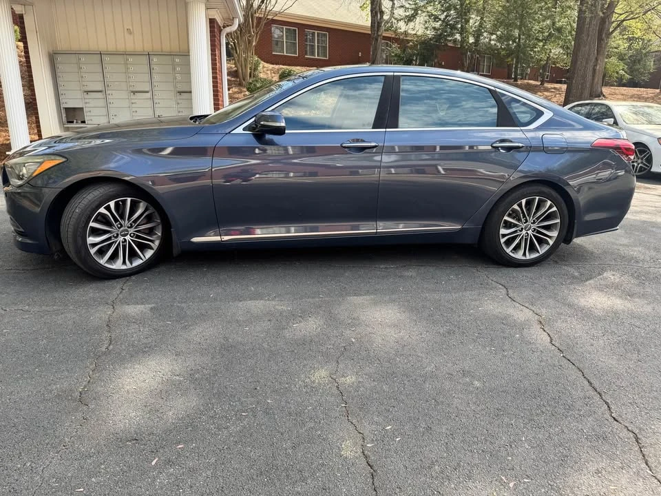2015 Hyundai Genesis - Image 3 of 18