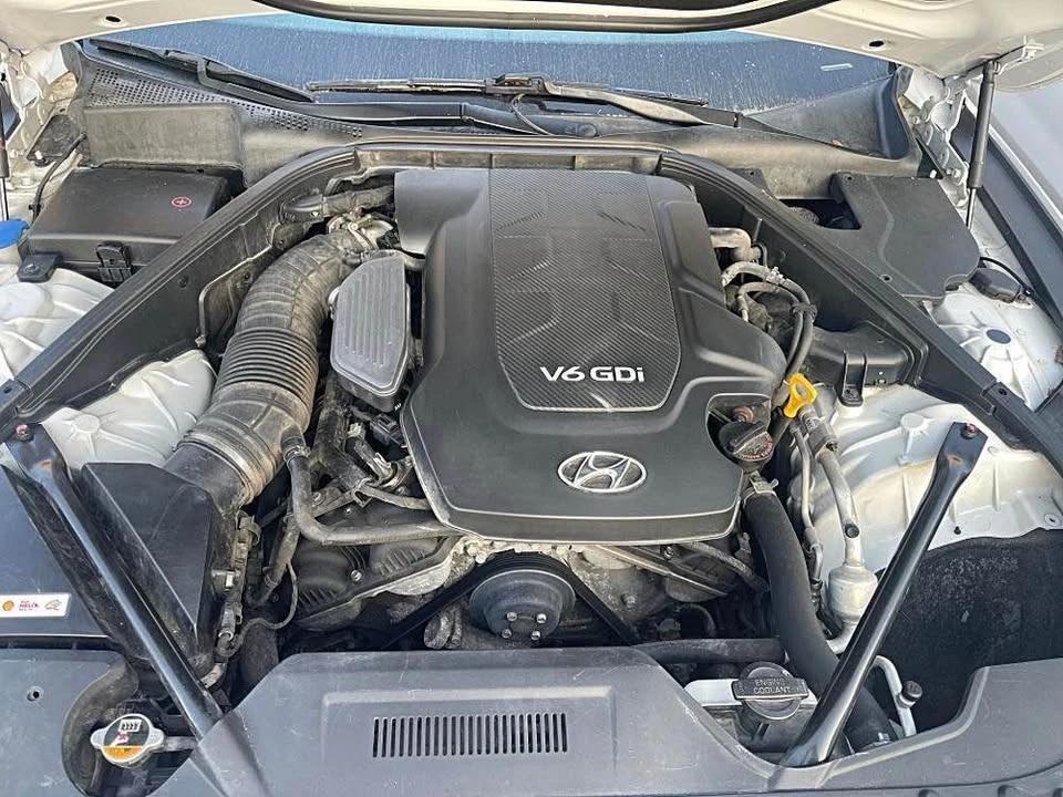 2015 Hyundai Genesis - Image 15 of 15