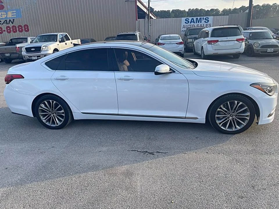 2015 Hyundai Genesis - Image 2 of 4