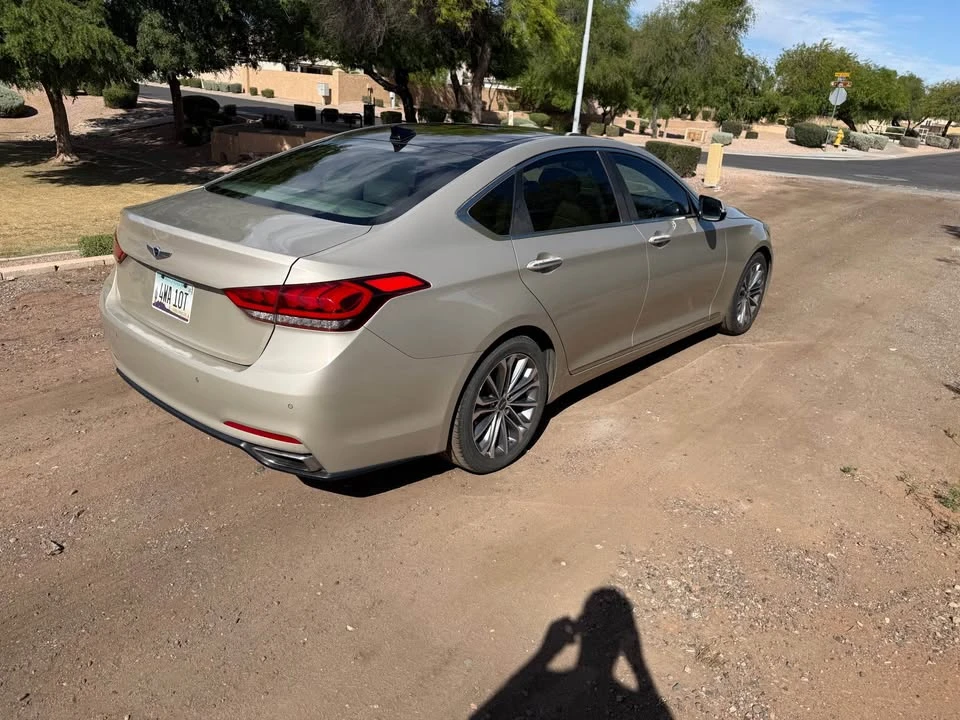 2015 Hyundai Genesis - Image 5 of 12