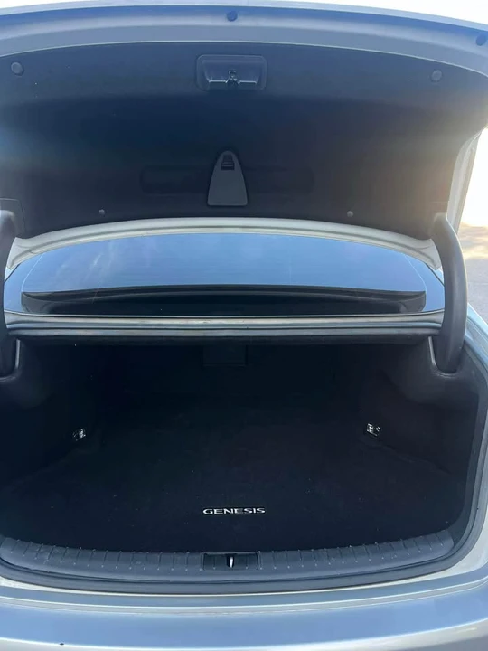 2015 Hyundai Genesis - Image 12 of 12