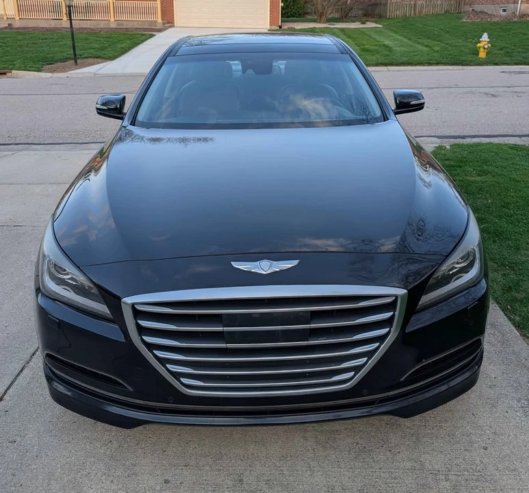 2015 Hyundai Genesis - Image 3 of 15