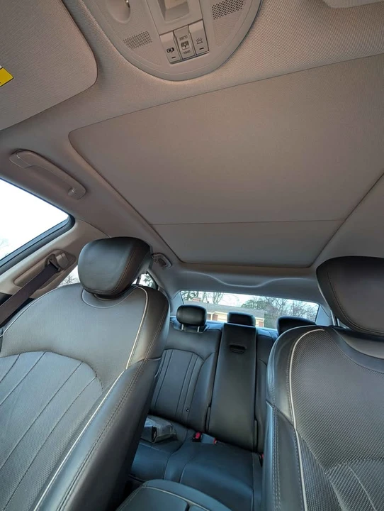 2015 Hyundai Genesis - Image 6 of 15
